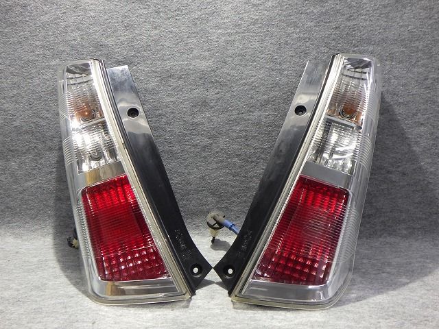 ワゴンR ステイングレー テールレンズ 左右 MH23S 35603-70K1 スズキ