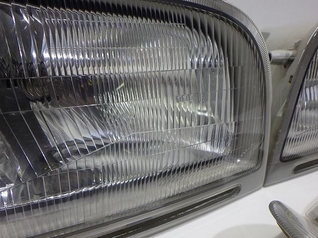 ハイゼット ヘッドライト左右 ハロゲン S210P S200P 前期 110-51624
