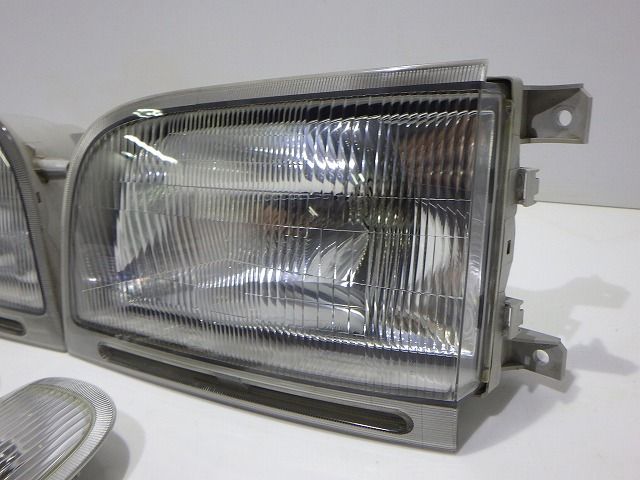 ハイゼット ヘッドライト左右 ハロゲン S210P S200P 前期 110-51624