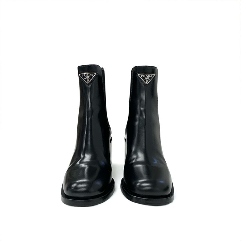 PRADA 新品　ブーツ　ブラッシュドレザー　ブーティ　サイドゴアブーツ プラダ PRADA ブーツ ショートブーツ 靴 シューズ ブラッシュドレザー