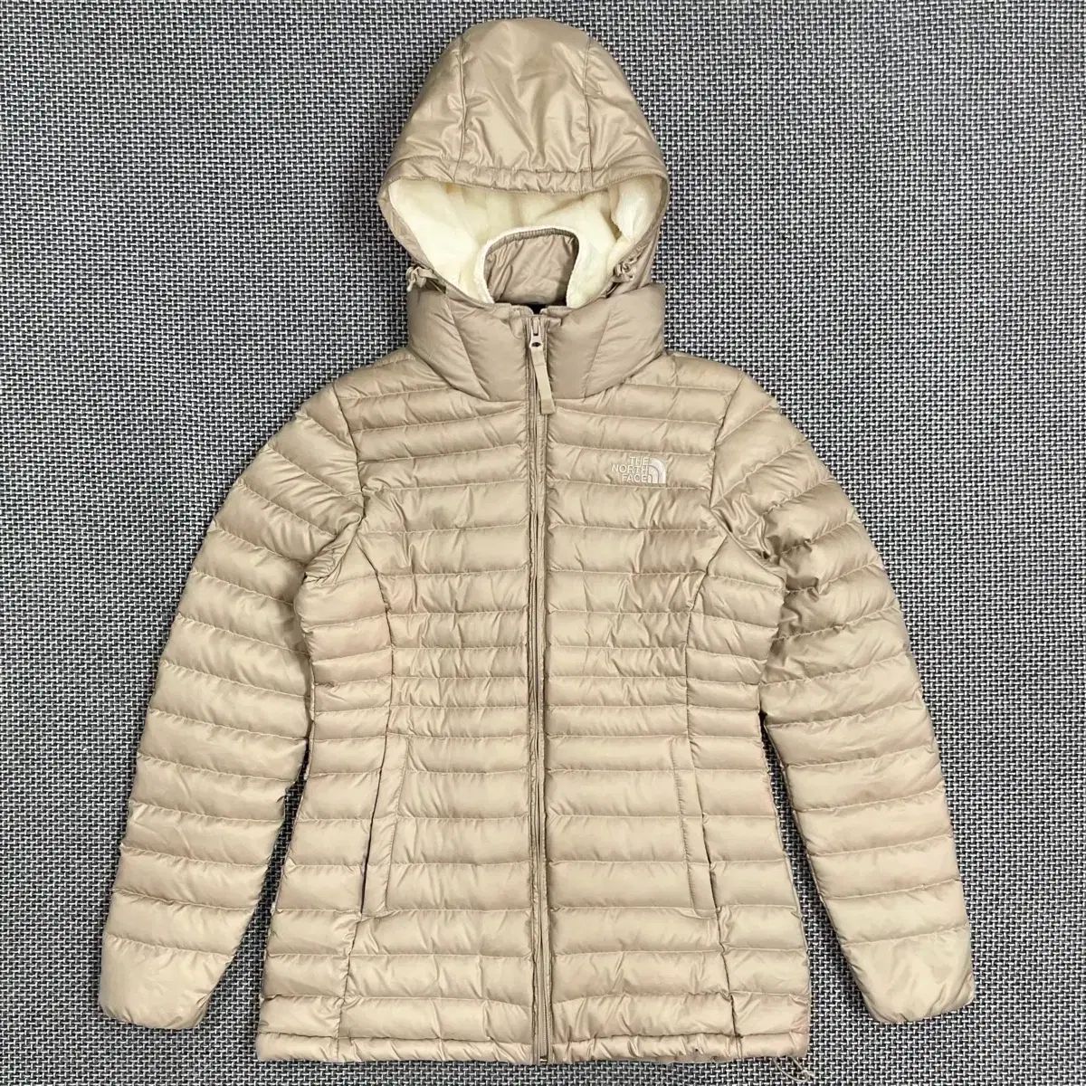 ザ・ノース・フェイス THE NORTH FACE レディース アウトドアカジュアル ダウンジャケット Short Baltoro Light  Jacketショートバルトロライトジャケット NDW92551 （ブラック×クラシックカーキ） - ファッション通販 d fashion ノースフェイス  レディース ライトダウン