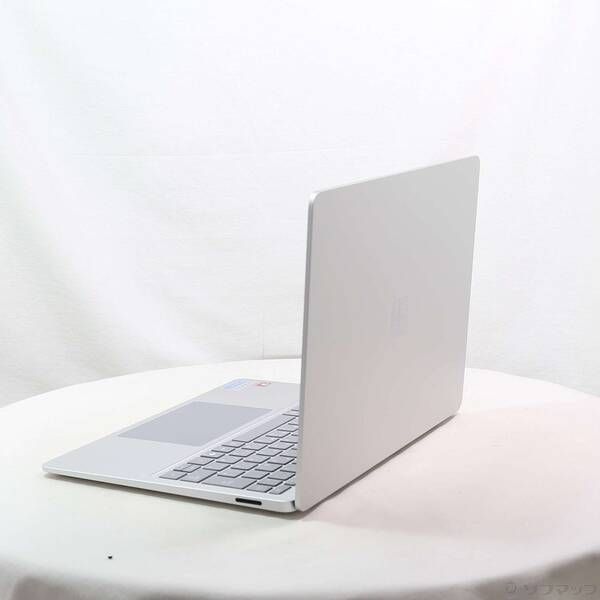 〔 品〕 Surface Laptop 第7世代 〔Snapdragon X Plus 16 GB 〕 ZGJ 00020 プラチナ 262