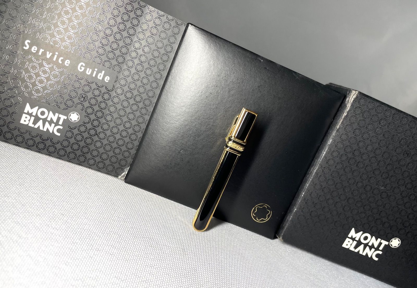 MONTBLANT タイピン　オニキス　モンブラン 美品 希少 MONTBLANC モンブラン ブラックオニキス装飾&ブランドロゴ