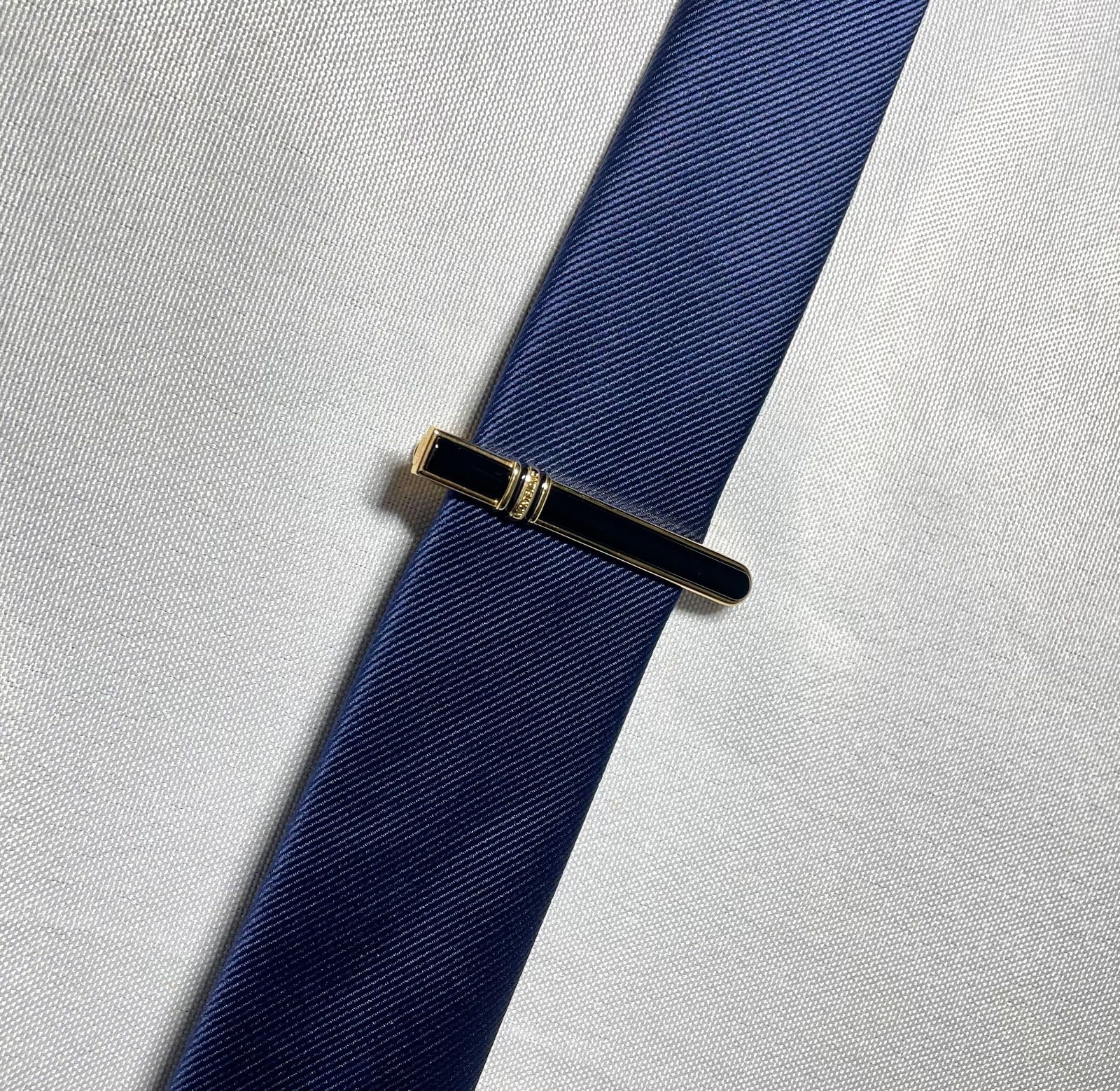 美品　MONTBLANT タイピン　オニキス　 モンブラン 美品 希少 MONTBLANC モンブラン ブラックオニキス装飾&ブランドロゴ