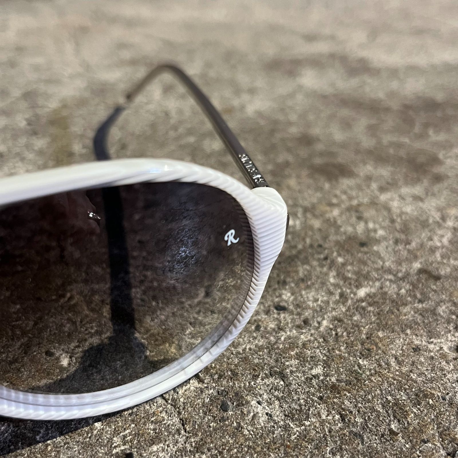 RAF SIMONS × LINDA FARROW CAT2 ティアドロップサングラス