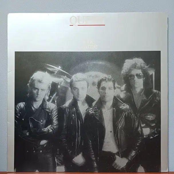 Queen _ The Game - メルカリ