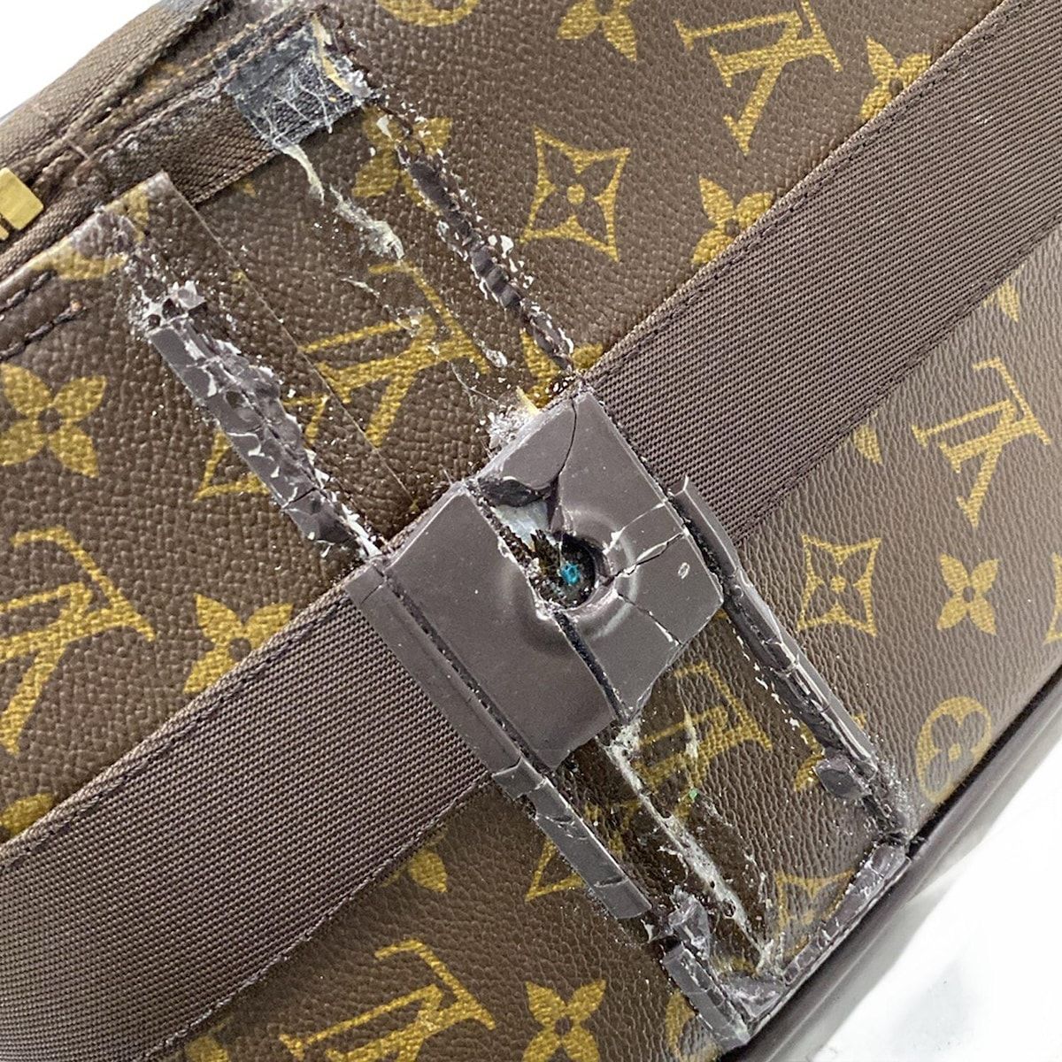 LOUIS VUITTON(ルイヴィトン) キャリーバッグ モノグラム ペガス60