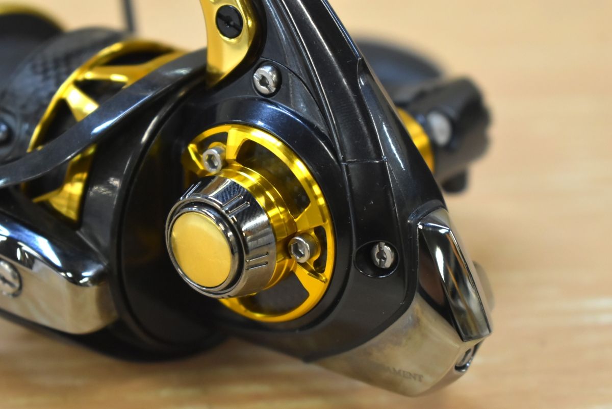 ダイワ 15 トーナメント ISO 2500SH-LBD スピニングリール DAIWA