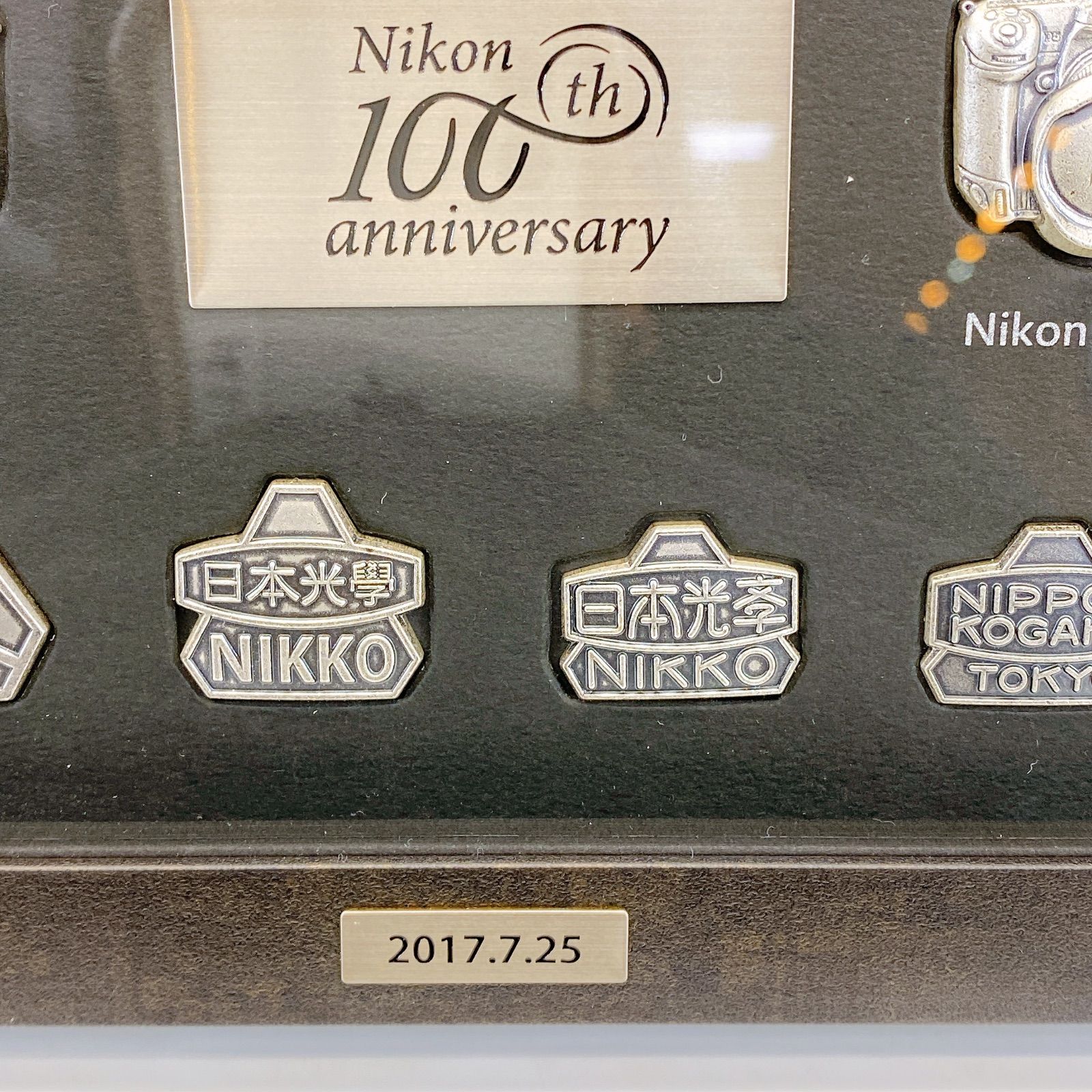 ◇Nikon 100th anniversary 歴代 カメラピンバッジ /ピンバッジ