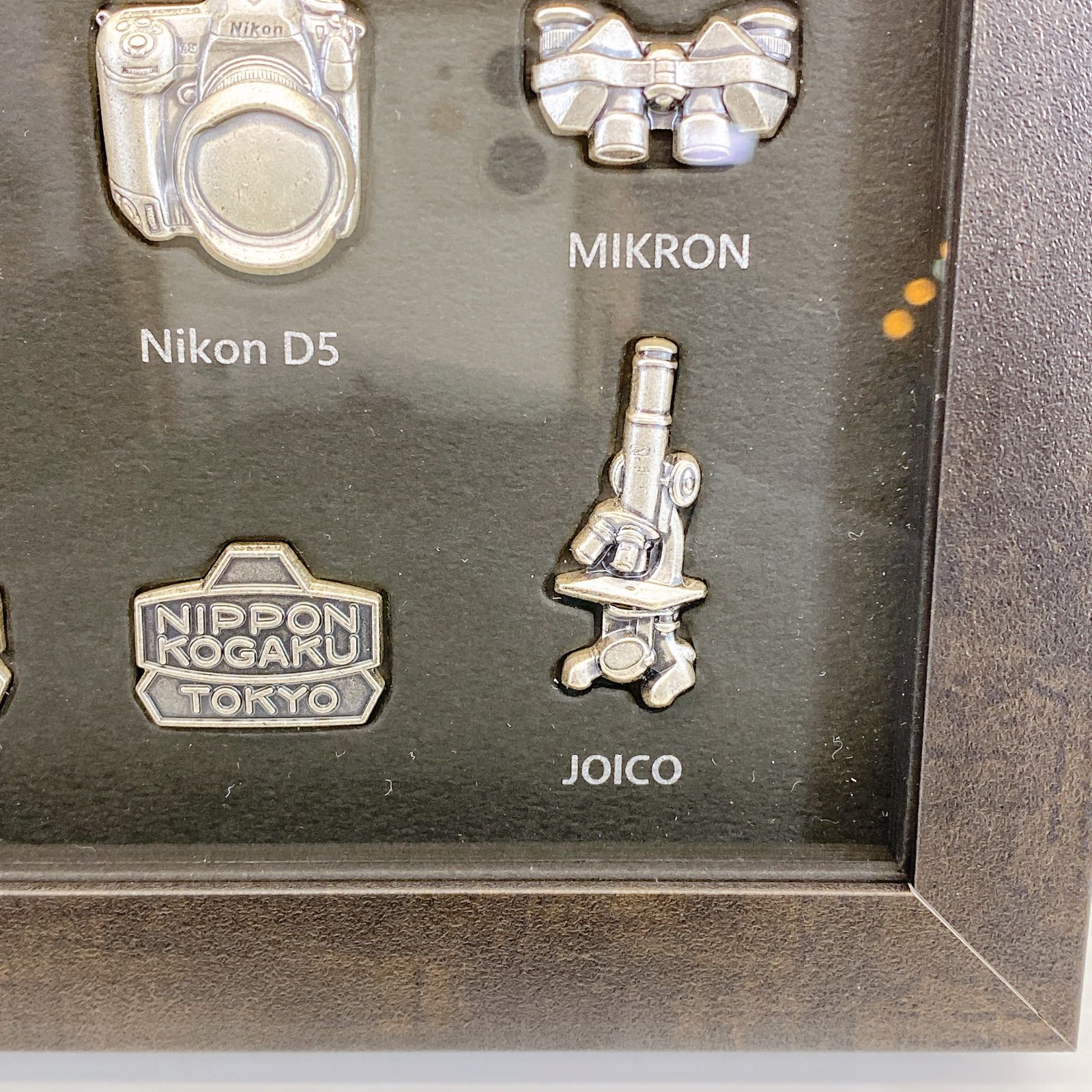 ◇Nikon 100th anniversary 歴代 カメラピンバッジ /ピンバッジ