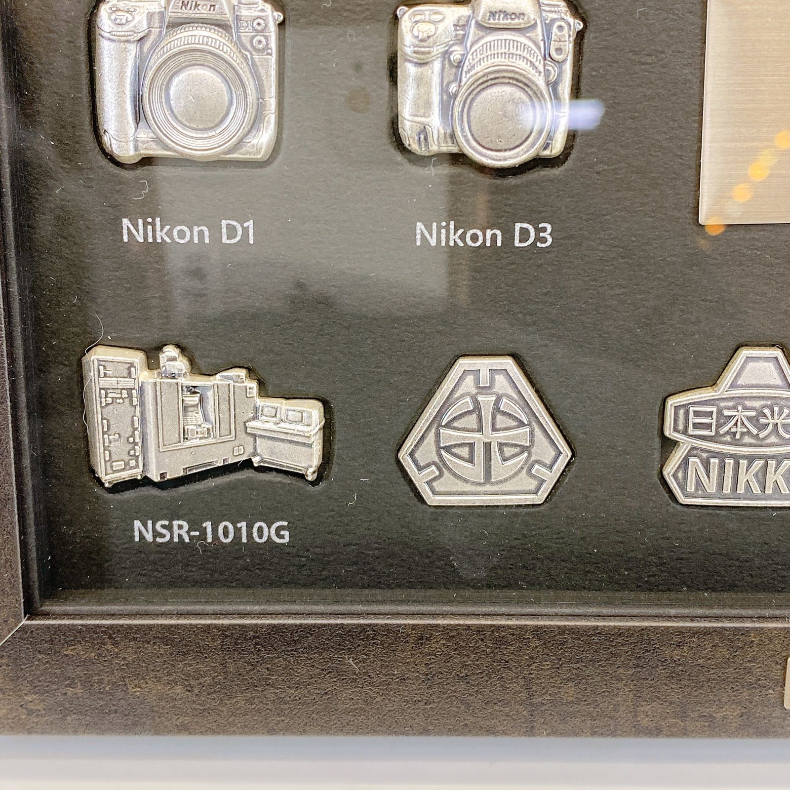 ◇Nikon 100th anniversary 歴代 カメラピンバッジ /ピンバッジ