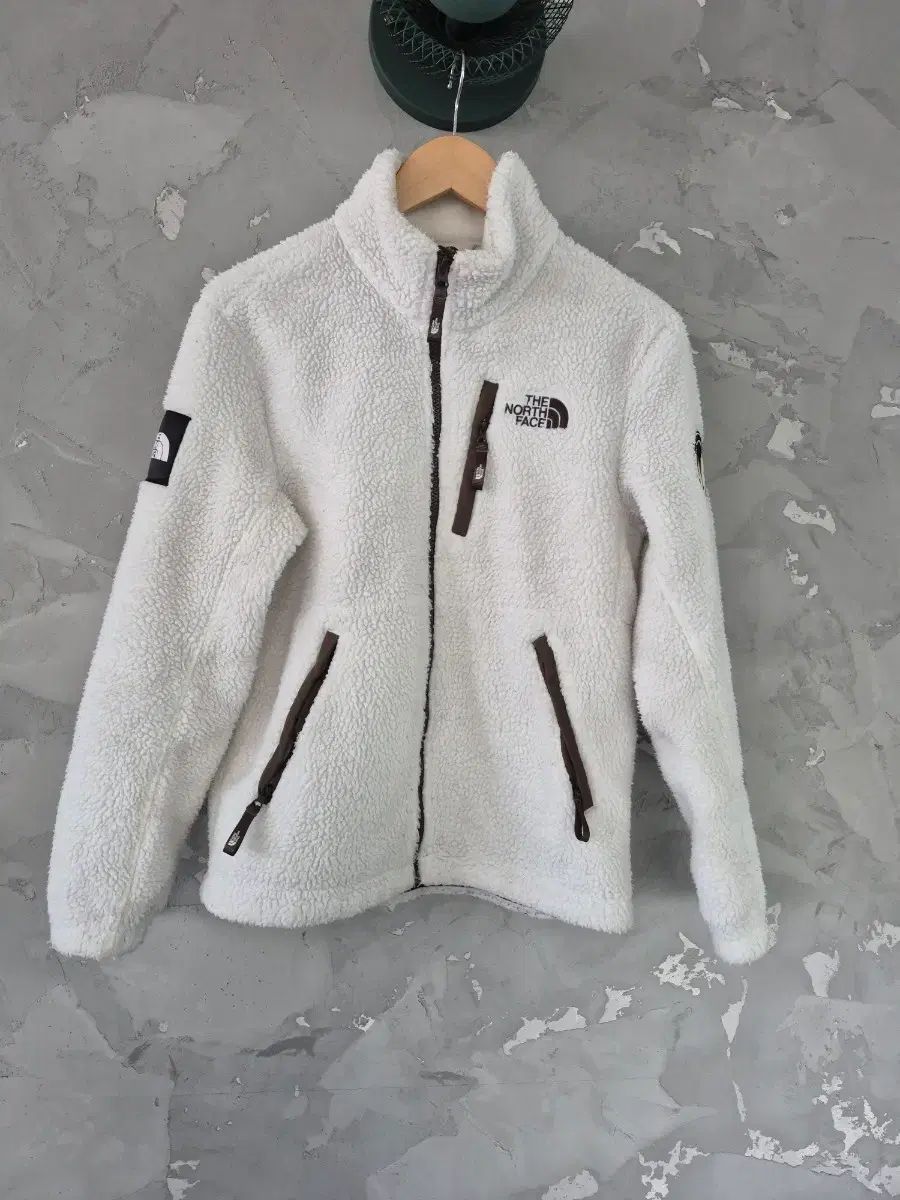 ザノースフェイス 白 フリース ジップアップ XS