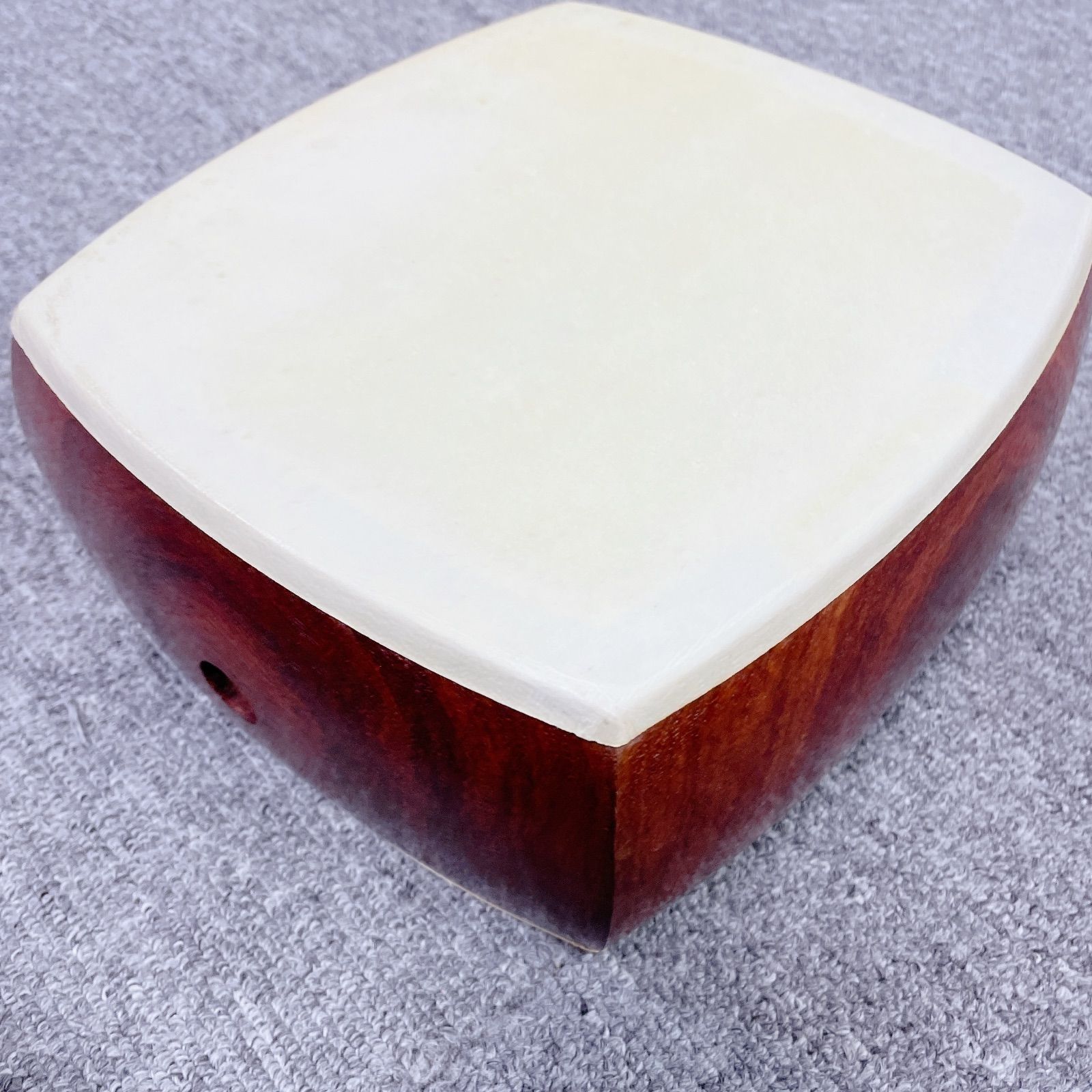 三味線 細棹 金細 一本溝 紫檀 子持ち綾杉彫 犬皮 綾杉胴 和楽器