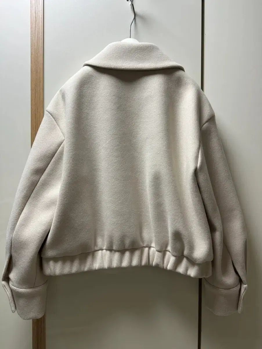 MIXXO アイボリー クロップド ジャケット - メルカリ