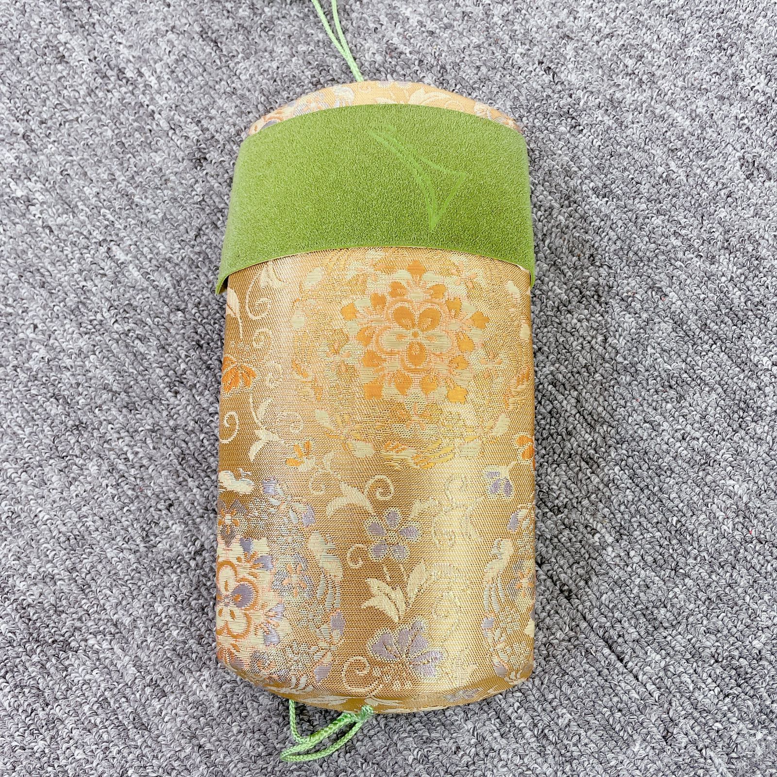 三味線 細棹 金細 一本溝 紫檀 子持ち綾杉彫 犬皮 綾杉胴 和楽器