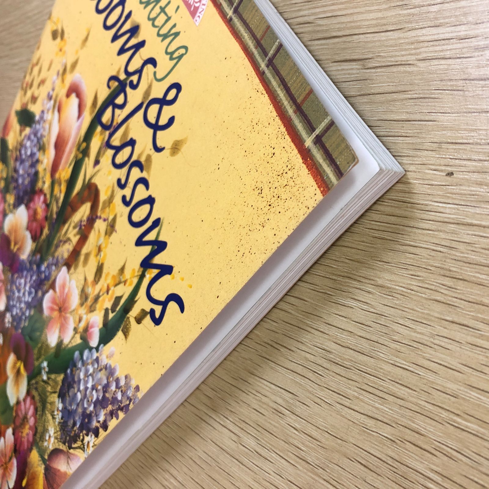 トールペイント・洋書】Painting Blooms & Blossoms/Furniture Fix Ups