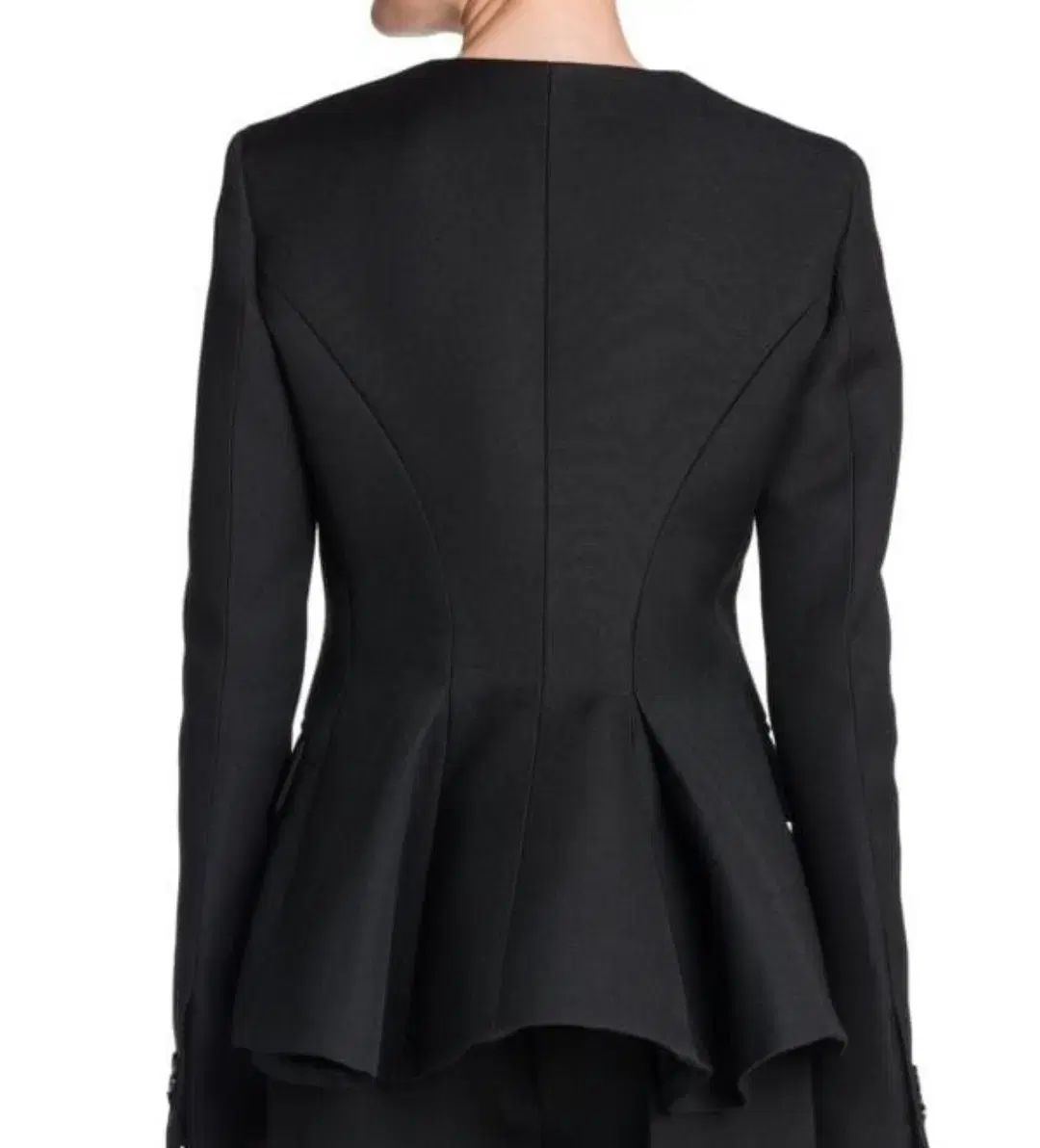 ボッテガ・ヴェネタ ブラック ジャケット 新品 - メルカリ