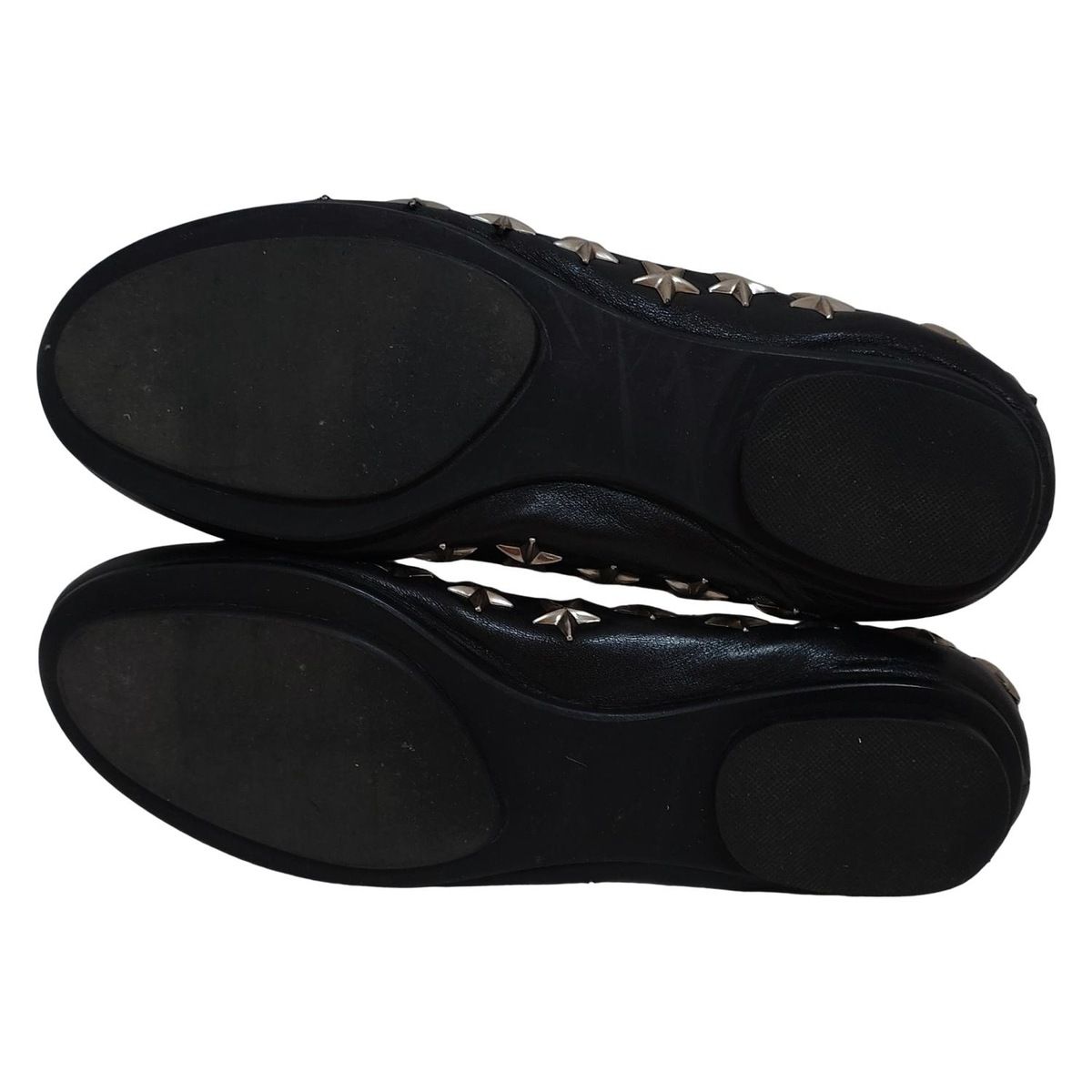 JIMMY CHOO(ジミーチュウ) フラットシューズ レディース - 黒 スタッズ