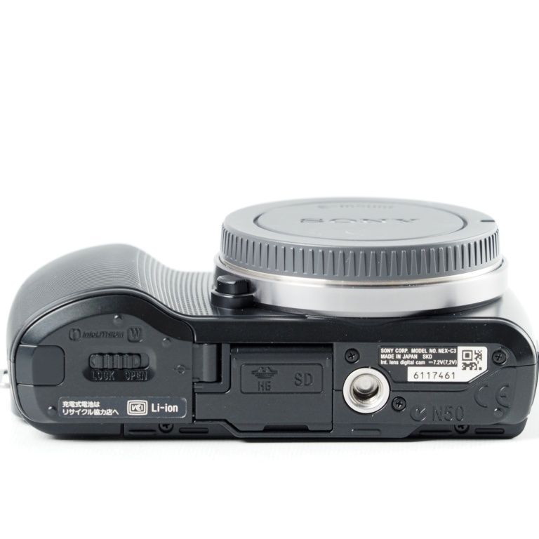 ミラーレス一眼レフカメラ