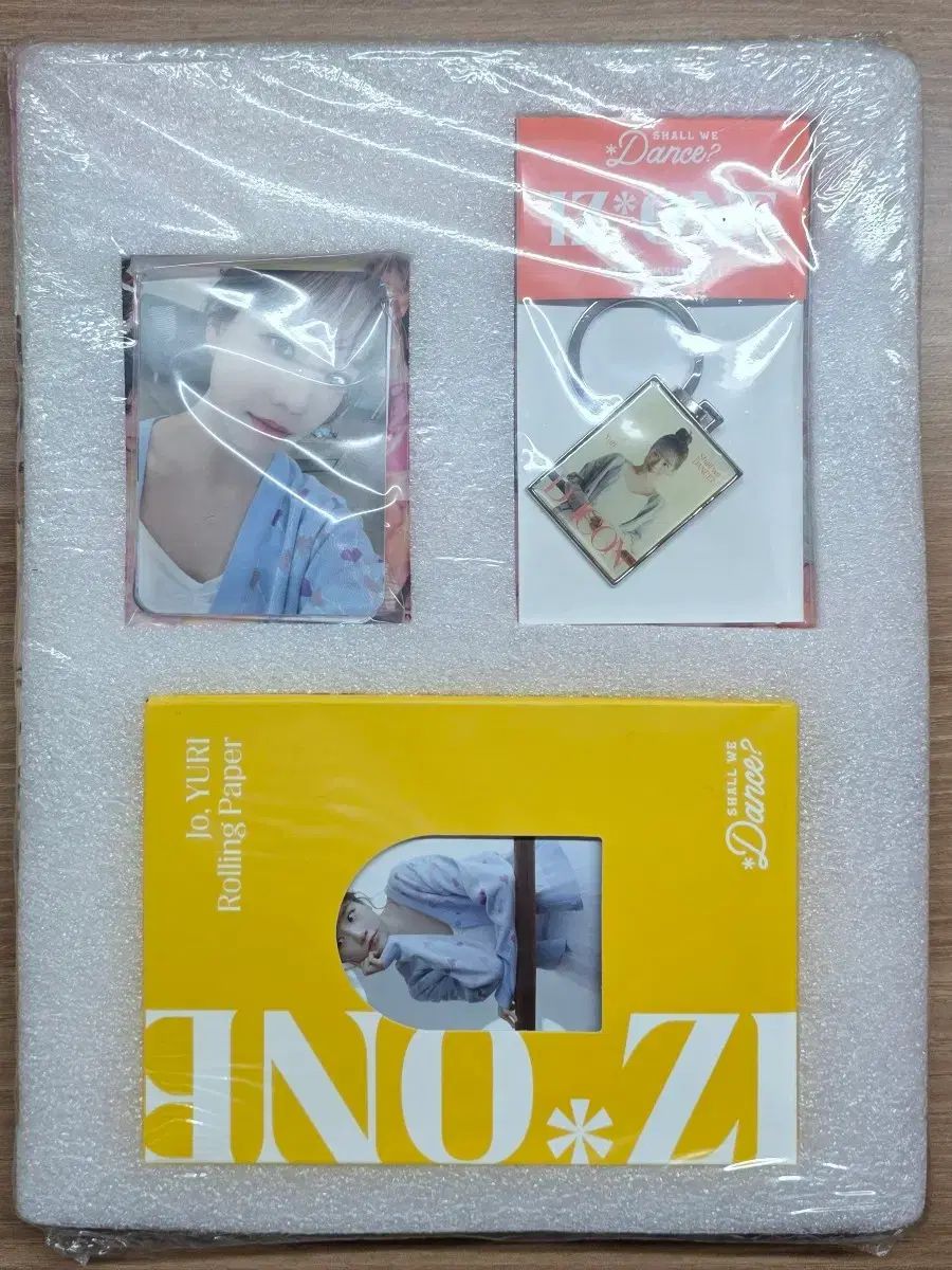 IZ*ONE(アイズワン) チョ・ユリ(JO YURI) DICON 未開封 - メルカリ