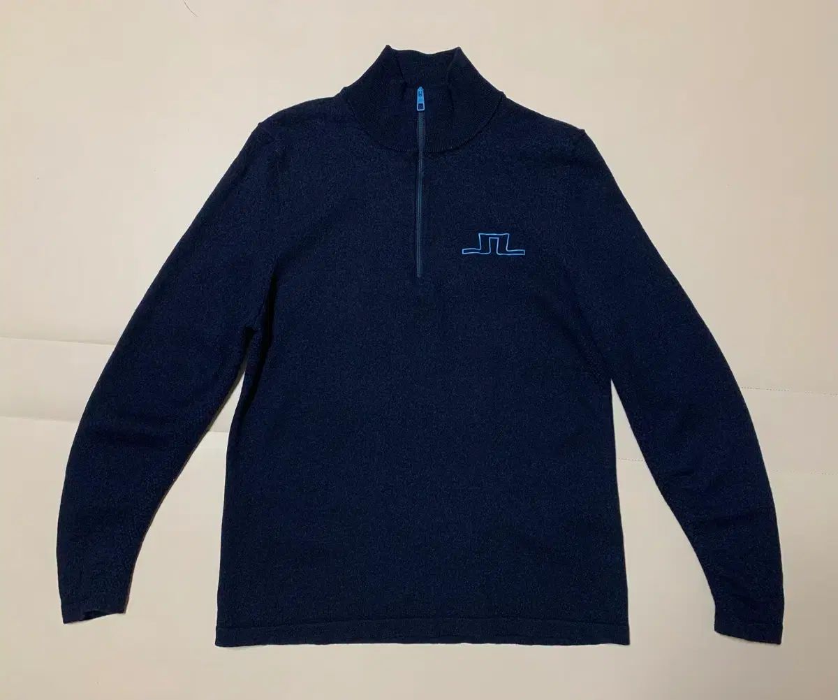 L J リンドバーグ ジップアップニット