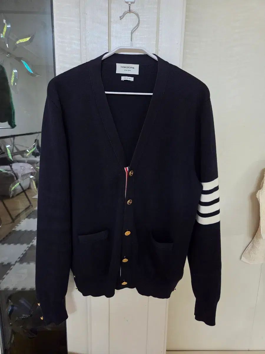 ほぼ新品) トム・ブラウン ミラノ スティッチ ゴールド 金ボタン