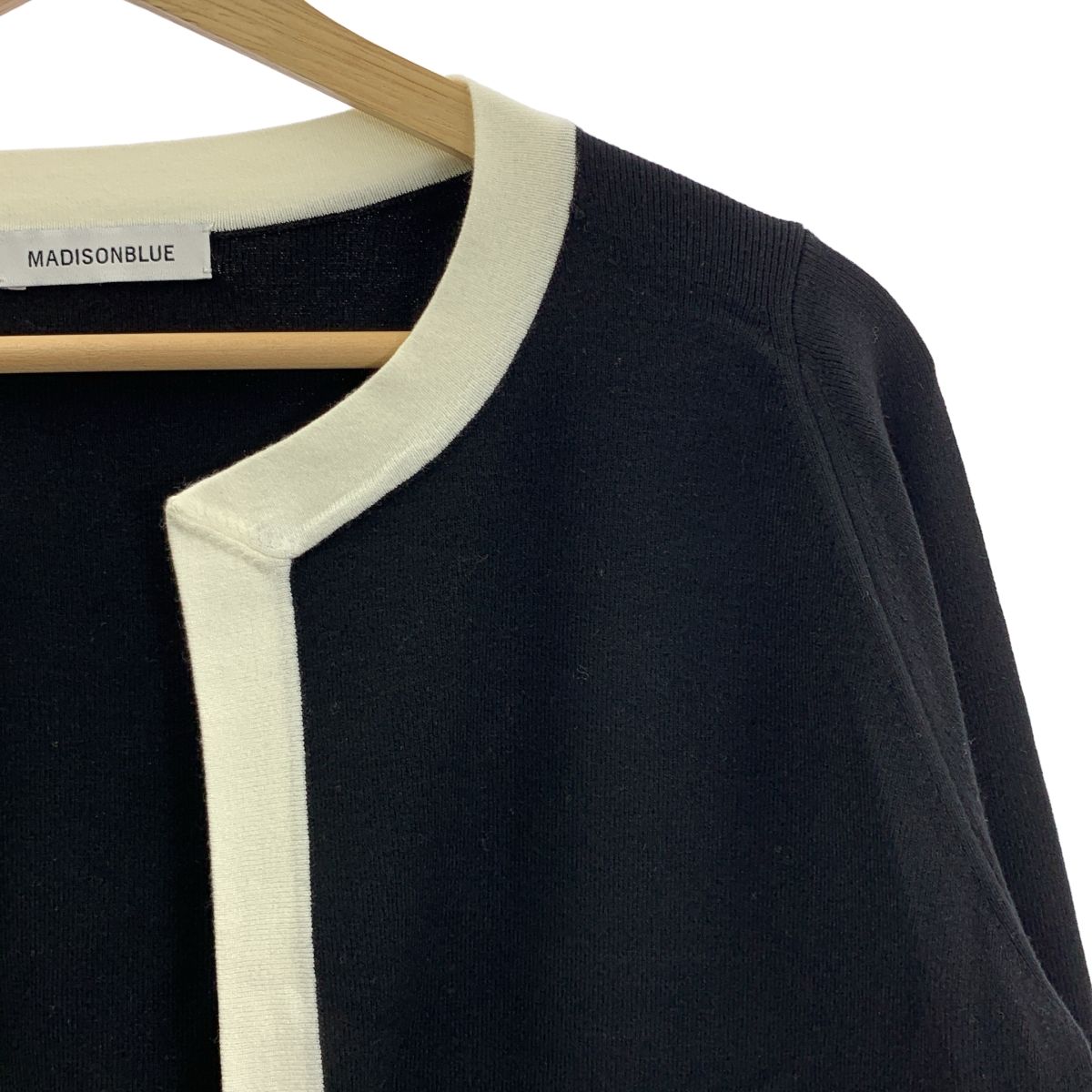 【美品】  MADISON BLUE / マディソンブルー | 2023AW | NO COLLAR SHORT JK カーディガン | 00(XS) | ブラック/ホワイト | レディース 美品】 MADISON BLUE / マディソンブルー | 2023AW | NO COLLAR SHORT
