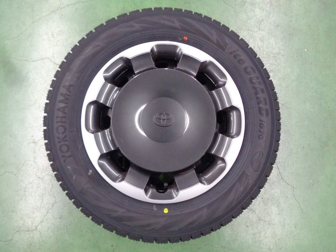 10系シエンタ 鉄 ヨコハマタイヤ アイスガードIG 70 未商品 スタッドレスセット 185 65 R 15