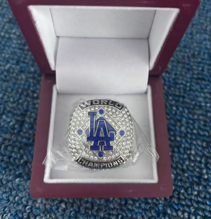 限定 ムーキー・ベッツ ドジャース2025 ワールドチャンピオンリング