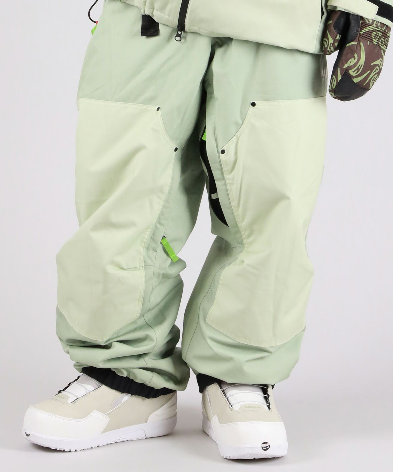 2526】新品 686 シックスエイトシックス スノーボード ウェア パンツ