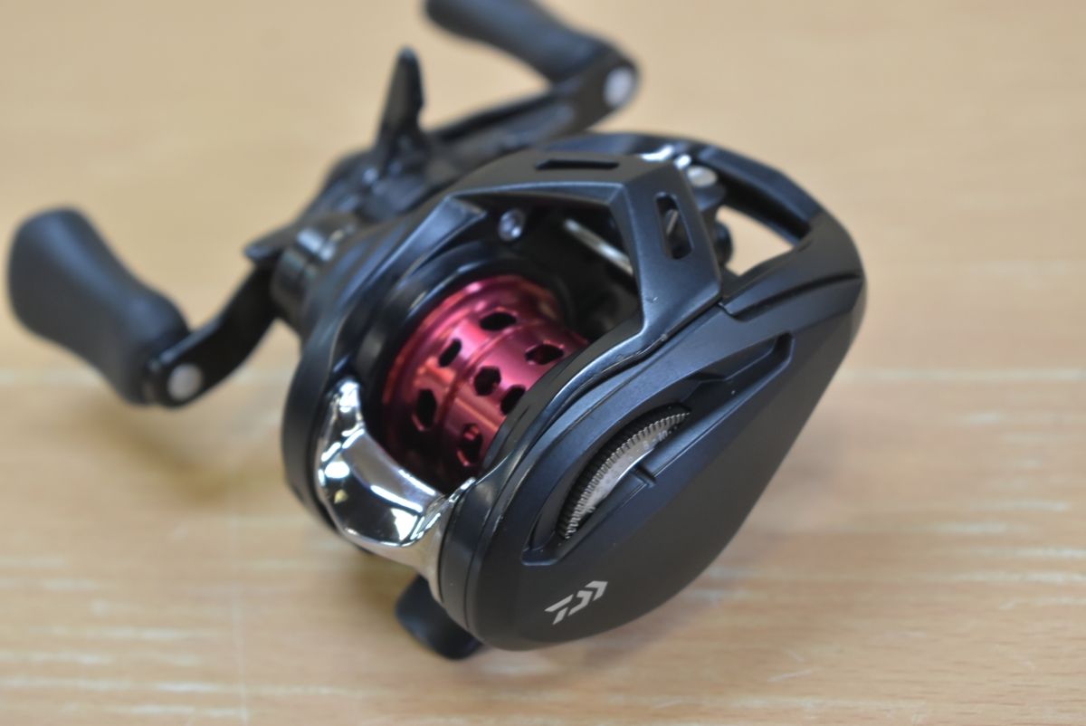  ダイワ 25 アルファス BF TW 8 5 L 左 DAIWA ALPHAS ベイトリール バスフィッシング バス釣り ブラックバス 等 ベイトリール(ルアー用) リール