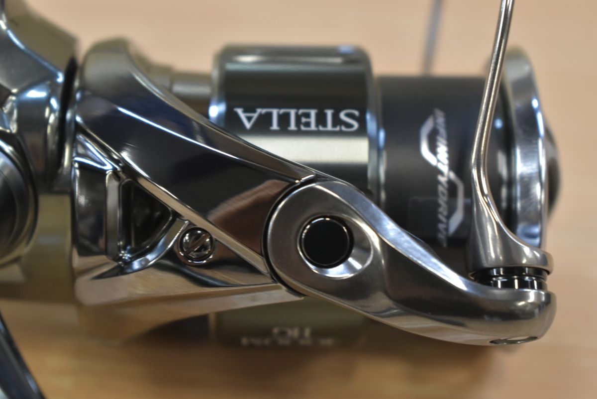 シマノ 22 ステラ 3000MHG 未使用品 SHIMANO STELLA スピニングリール