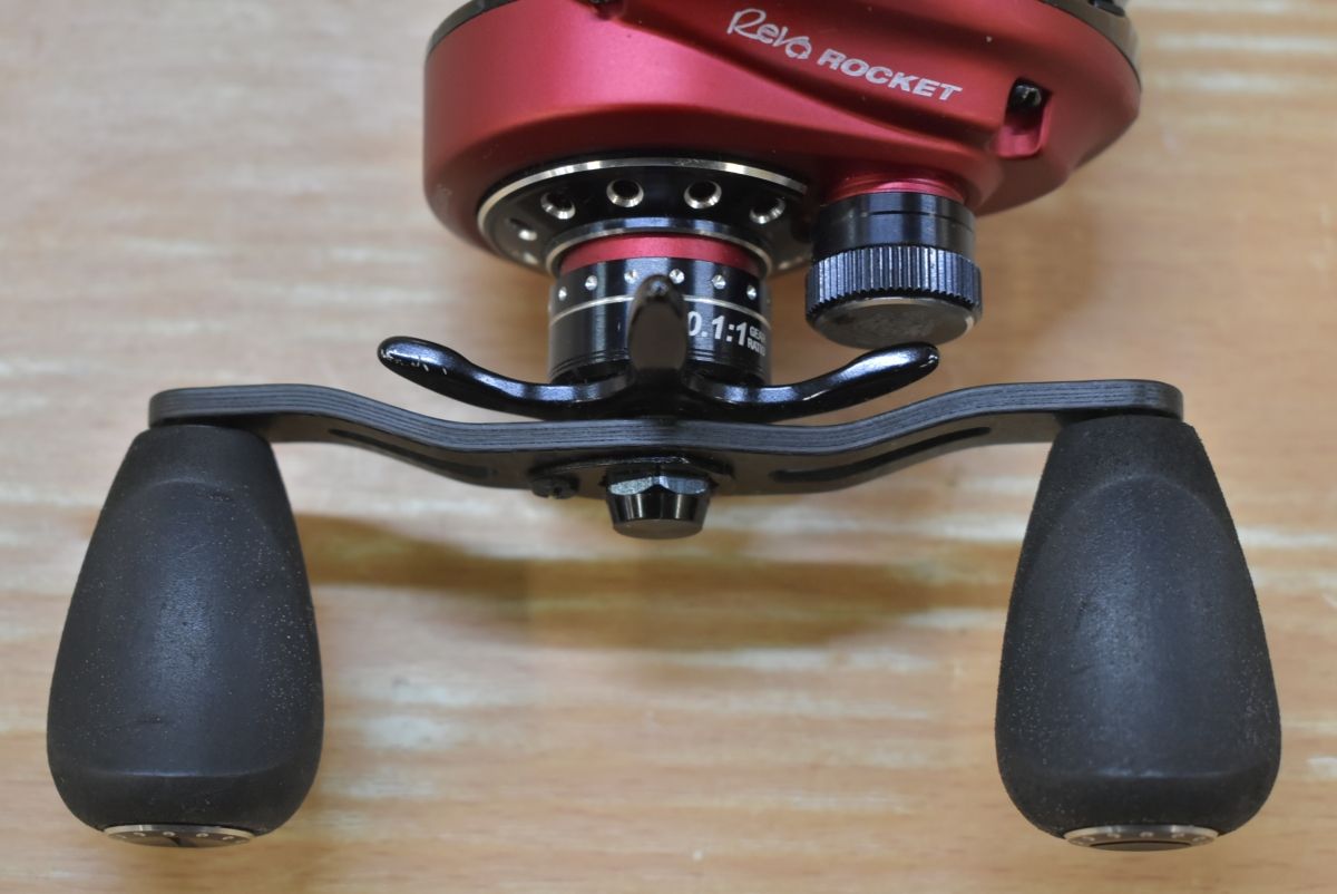 アブガルシア レボ ロケット 左 ベイトリール Abu Garcia REVO ROCKET