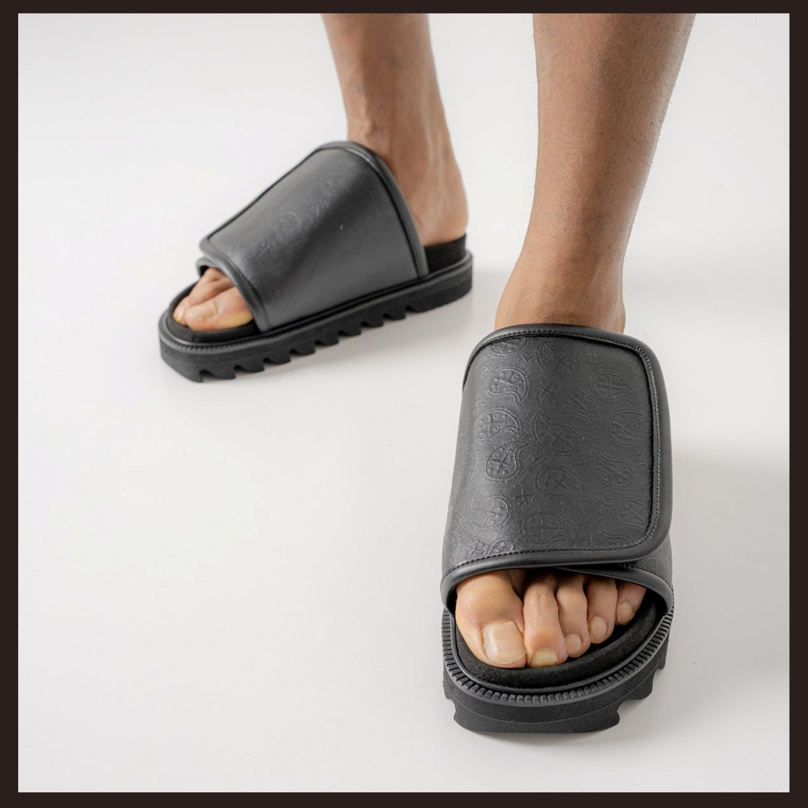 新品 未使用 カタリスト エリートサンダル プラットフォーム ブラック