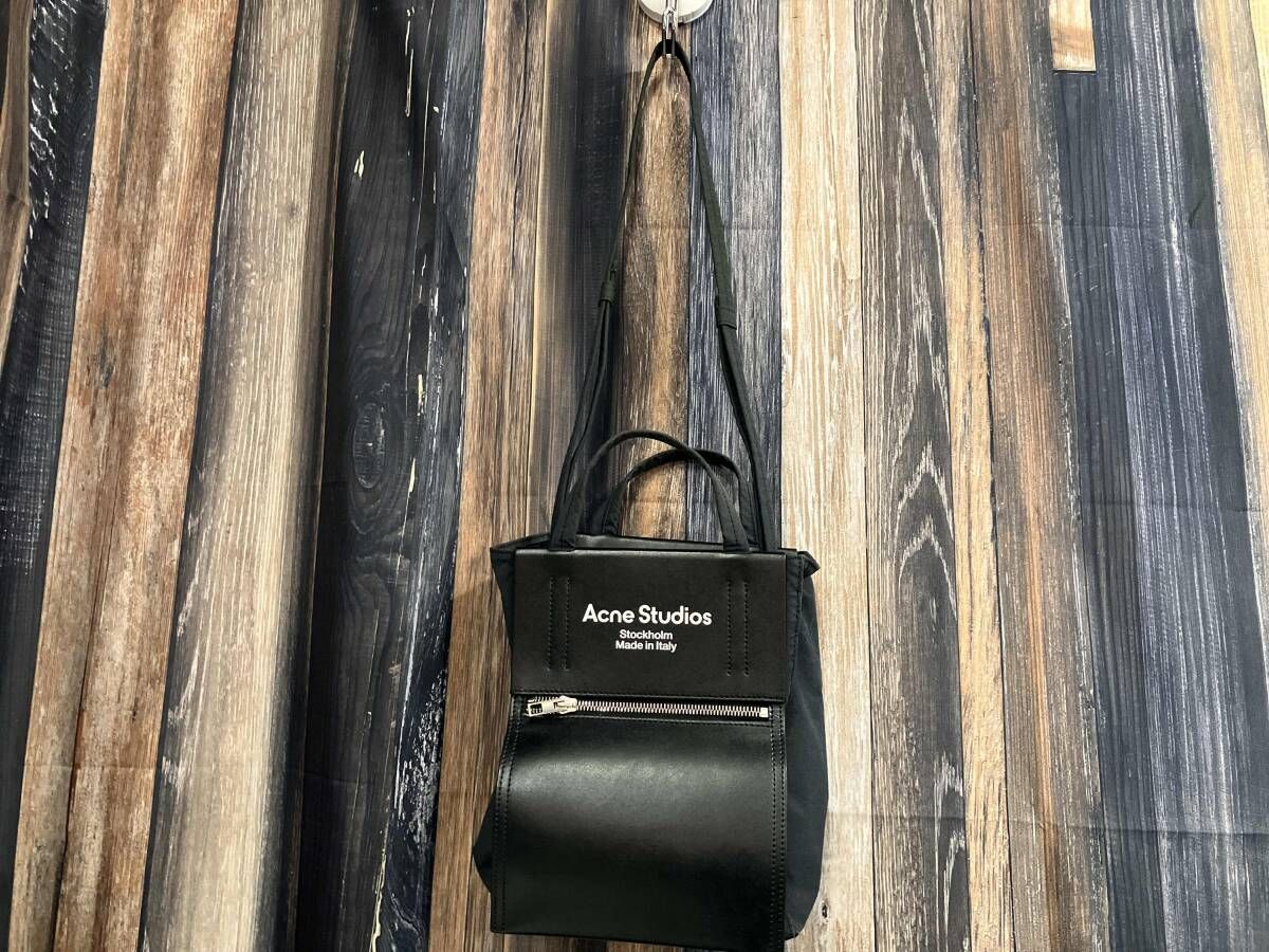 ACNE STUDIOS アクネストゥディオズ c 10068 ショルダーバッグ ブラック