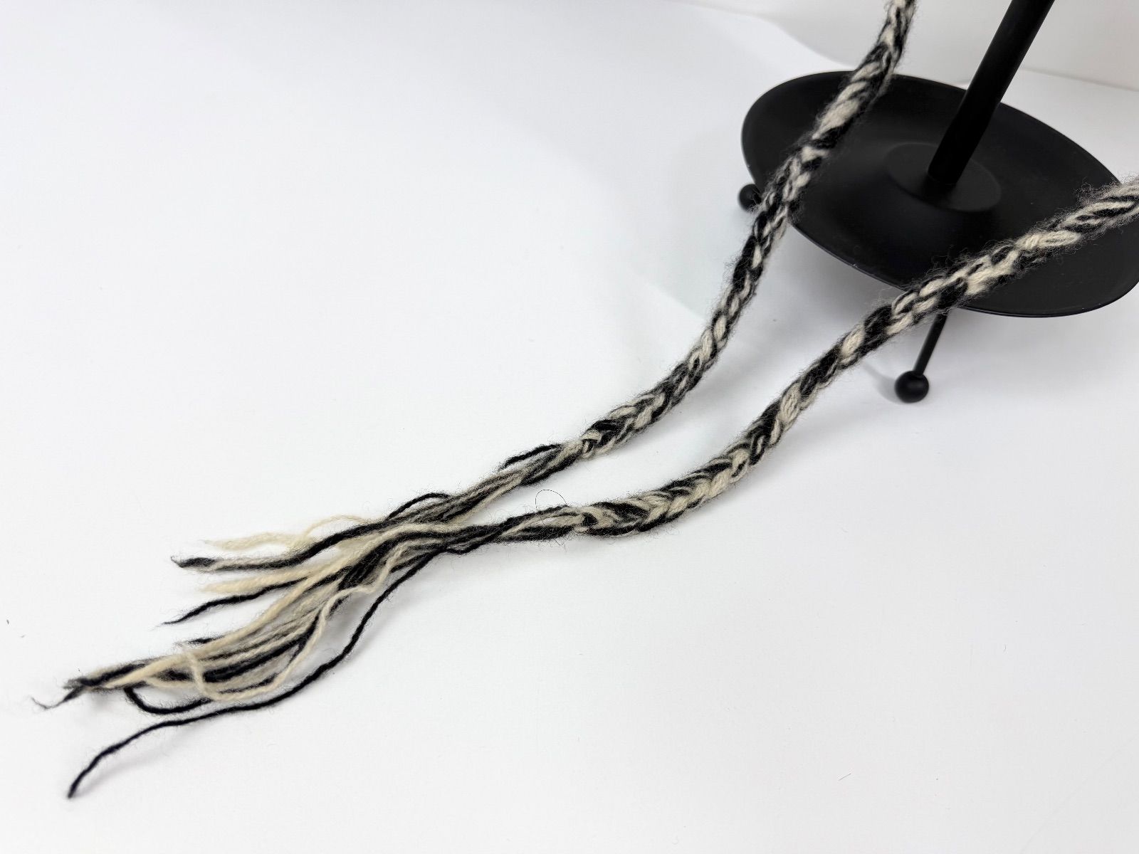 中古品】Vivienne Westwood フラップ付き ニット帽 ヴィヴィアン