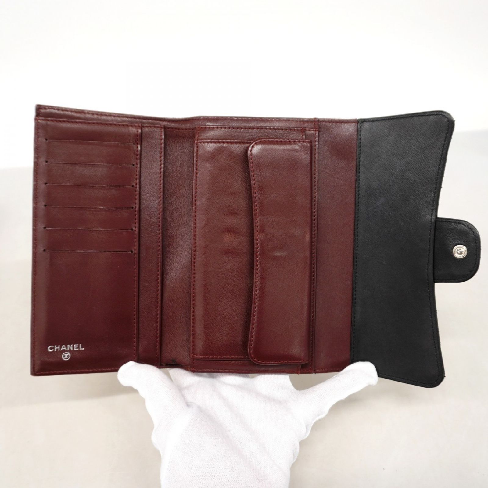 美品 CHANEL シャネル マトラッセ ラムスキン 三つ折り 長財布 シャネル(Chanel) シャネル 三つ折り長財布 マトラッセ ラムスキン