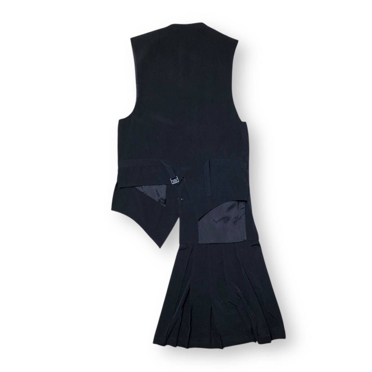 ヨウジヤマモトプールオム フード付きベスト YOHJI YAMAMOTO ミリタリーフードベスト | HUES 福岡セレクトショップ