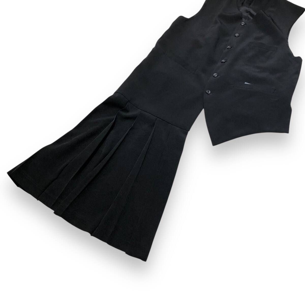 25ss／YOHJI YAMAMOTO POUR HOMME／TA TUXED PLEATED VEST／HP-V09-500