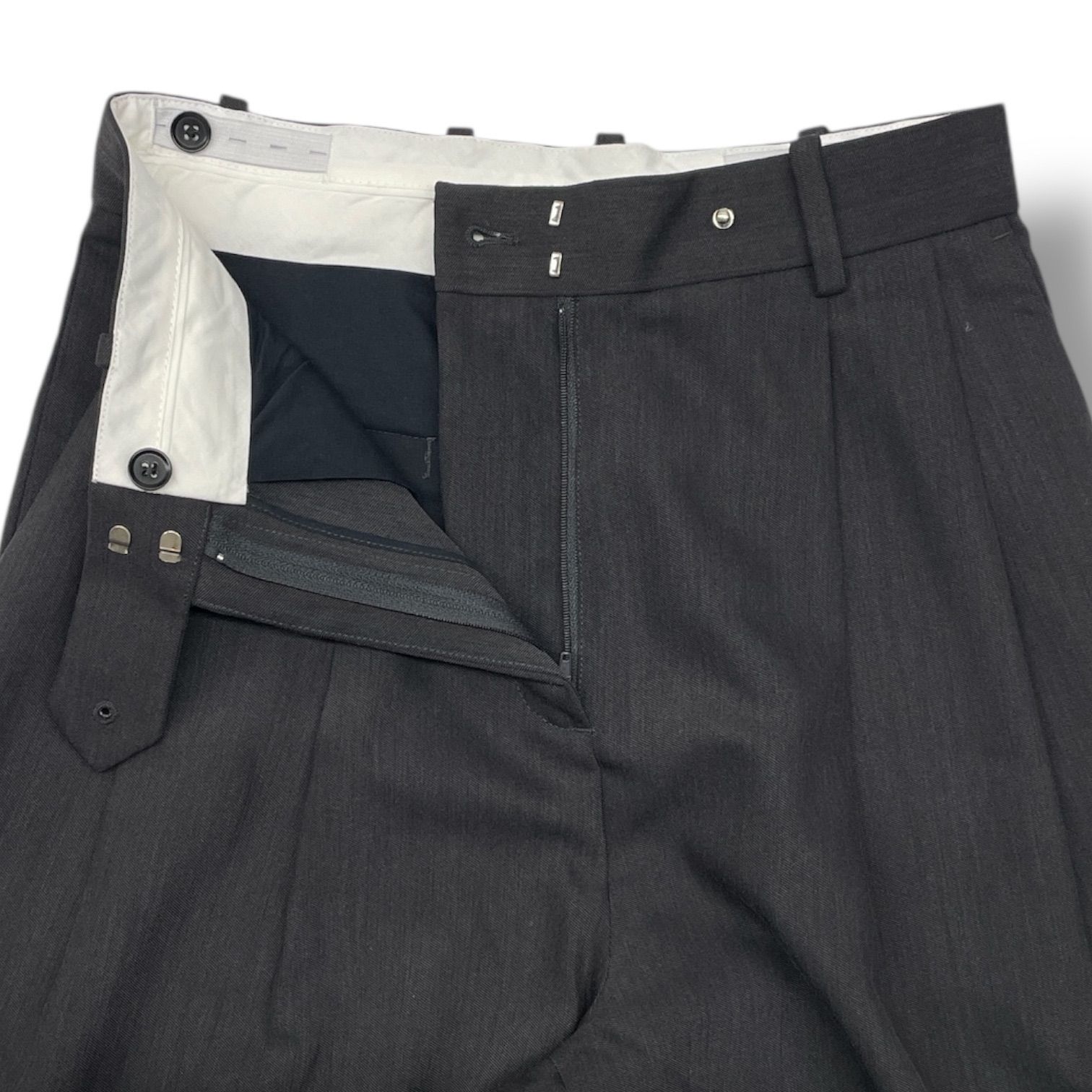 新品 未使用 タグ付き ELLIE エリー タックアジャストパンツ ワイド