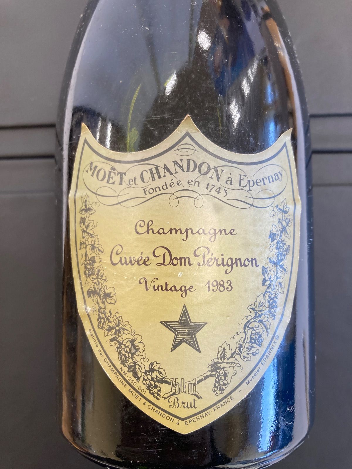未開栓 ドンペリ Moët&Chandon Cuvée Dom Pérignon 1983 MS5 - メルカリ