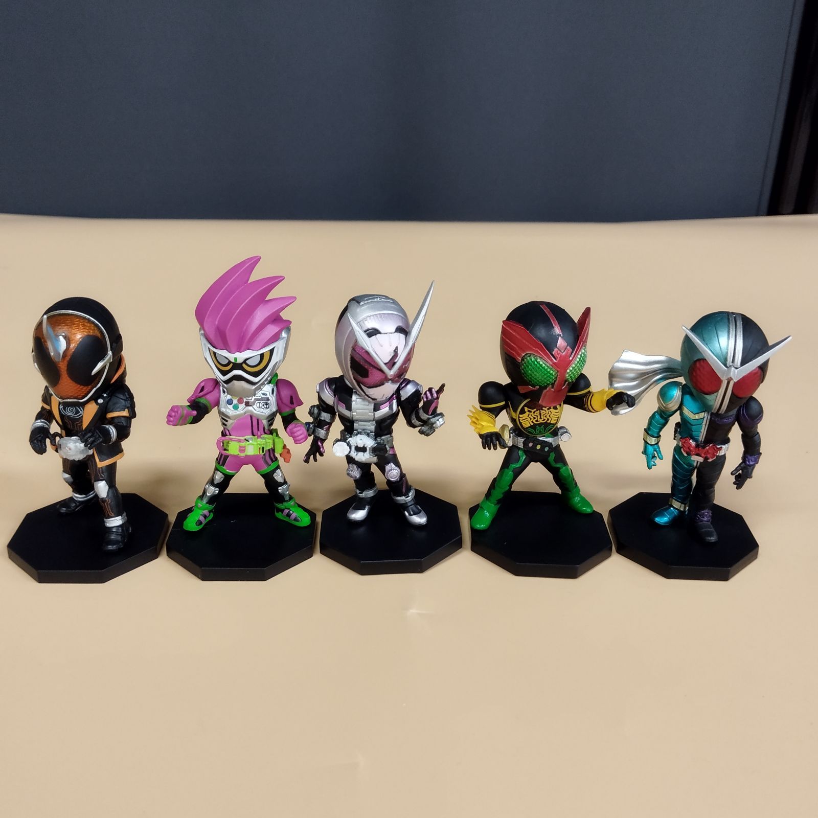 D28607】仮面ライダー フィギュア18体セット - メルカリ