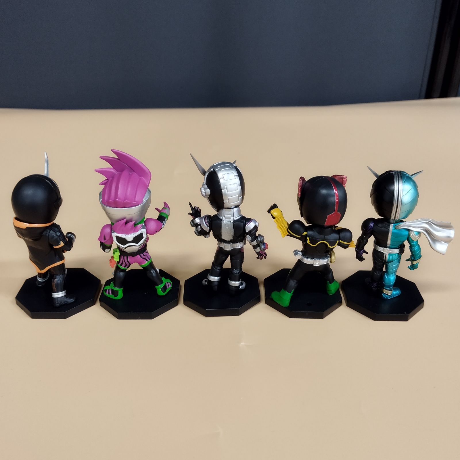 D28607】仮面ライダー フィギュア18体セット - メルカリ