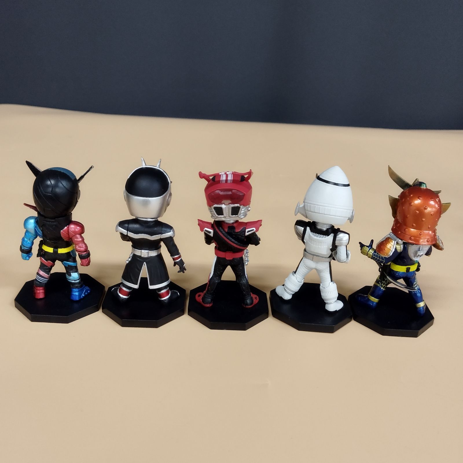 D28607】仮面ライダー フィギュア18体セット - メルカリ