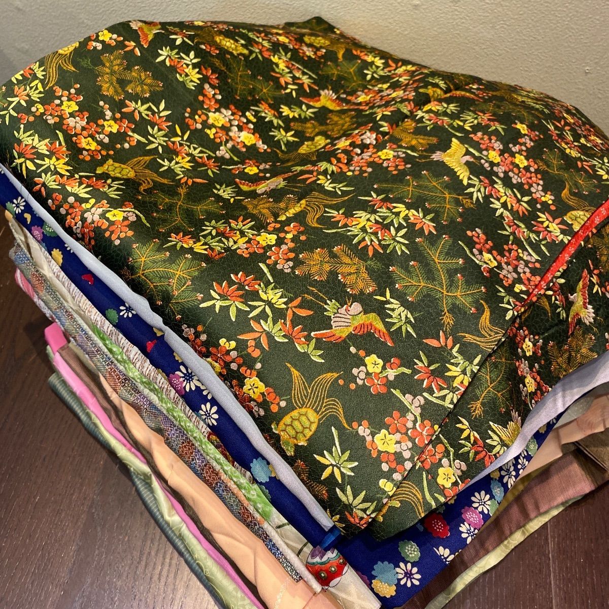 まとめ売り】正絹着物15枚 リメイク素材 ハンドメイド向け - メルカリ