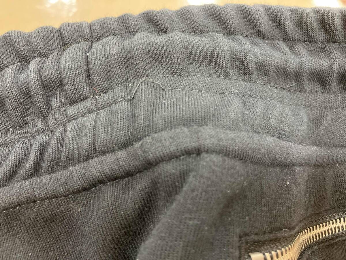 スウェットパンツ