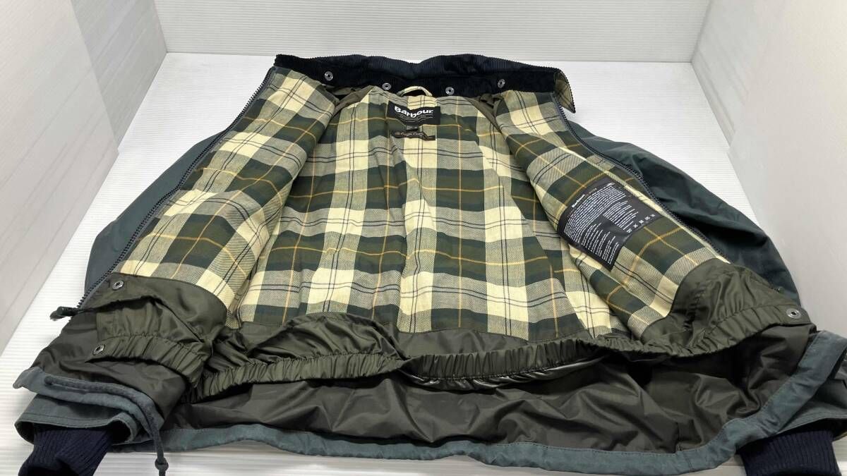 ☆ BARBOUR バブアー ジャケット ワックスジャケット フード取り外し