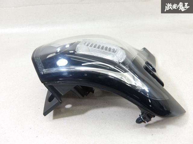 90297◇NSP170G⁄NSP172G⁄NCP175G⁄NHP170G ④ シエンタ テールランプ左