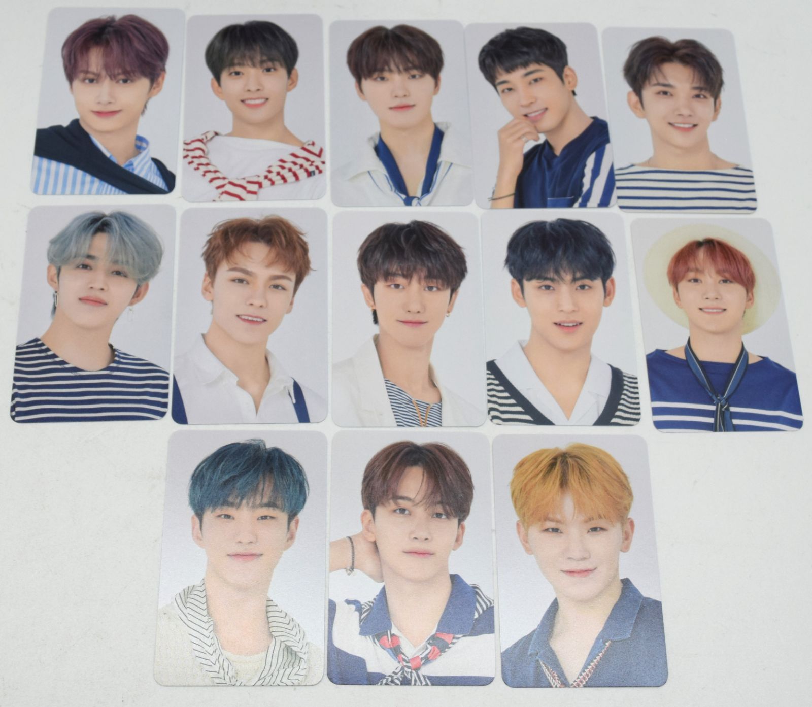 SEVENTEEN オリジナルウオッチ（トレカ13枚付き）24H 時計 SEVENTEEN 24H オリジナル ウォッチ トレカ 13枚セット