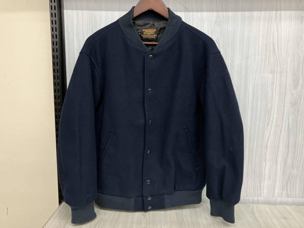 SKOOKUM LETTERMAN SK21101 スクーカム メンズ ネイビー スタジャン